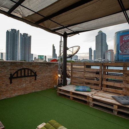 The Bridge Hostel Bangkok Eksteriør billede