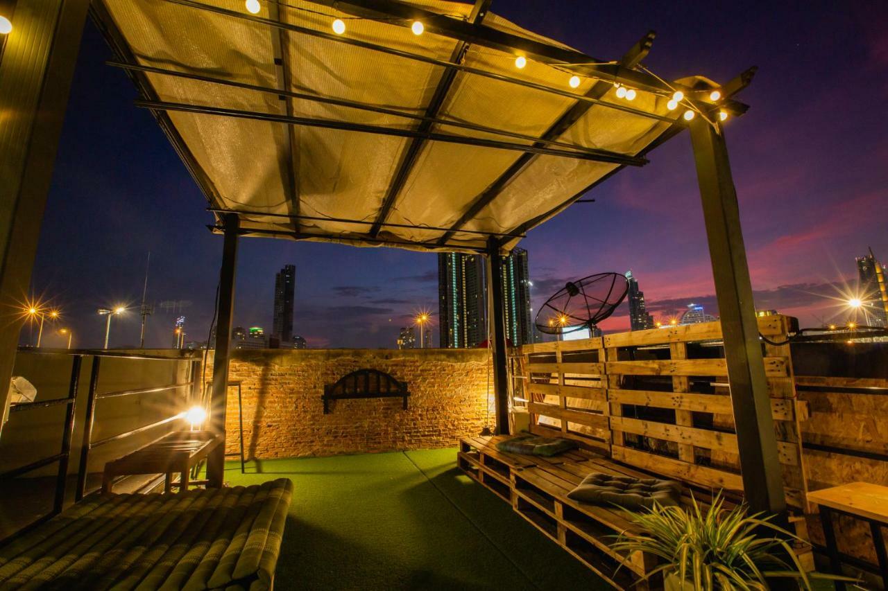 The Bridge Hostel Bangkok Eksteriør billede