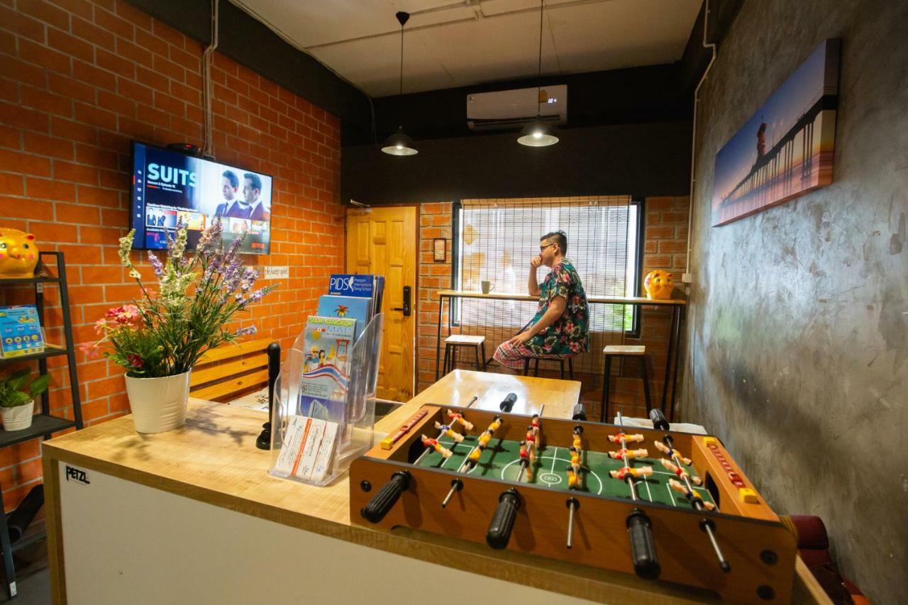 The Bridge Hostel Bangkok Eksteriør billede