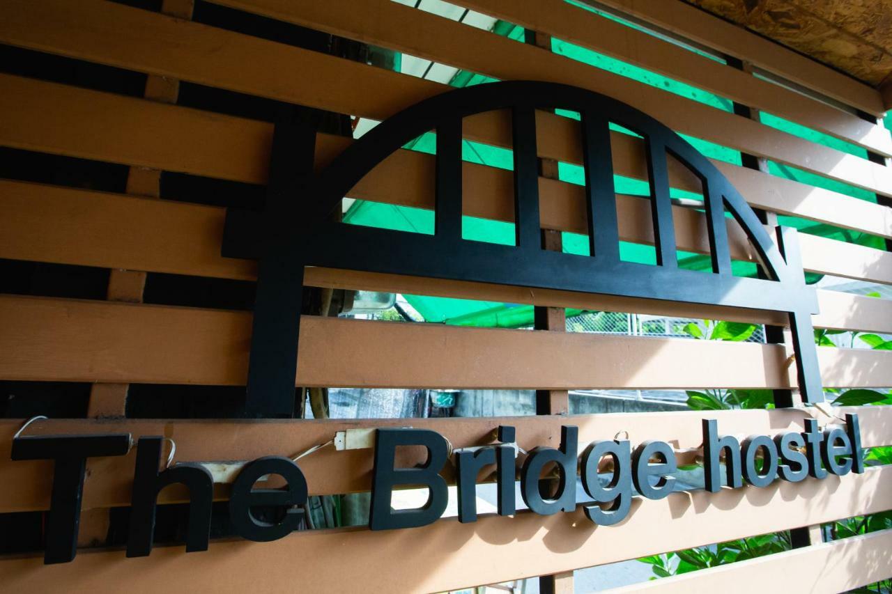 The Bridge Hostel Bangkok Eksteriør billede
