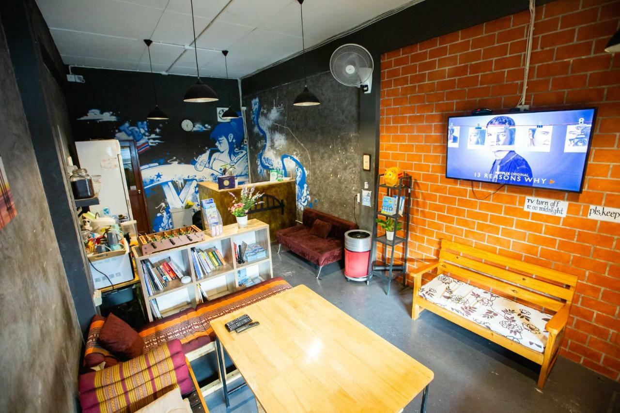 The Bridge Hostel Bangkok Eksteriør billede