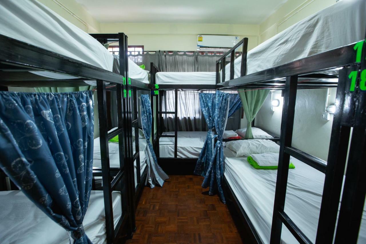 The Bridge Hostel Bangkok Eksteriør billede