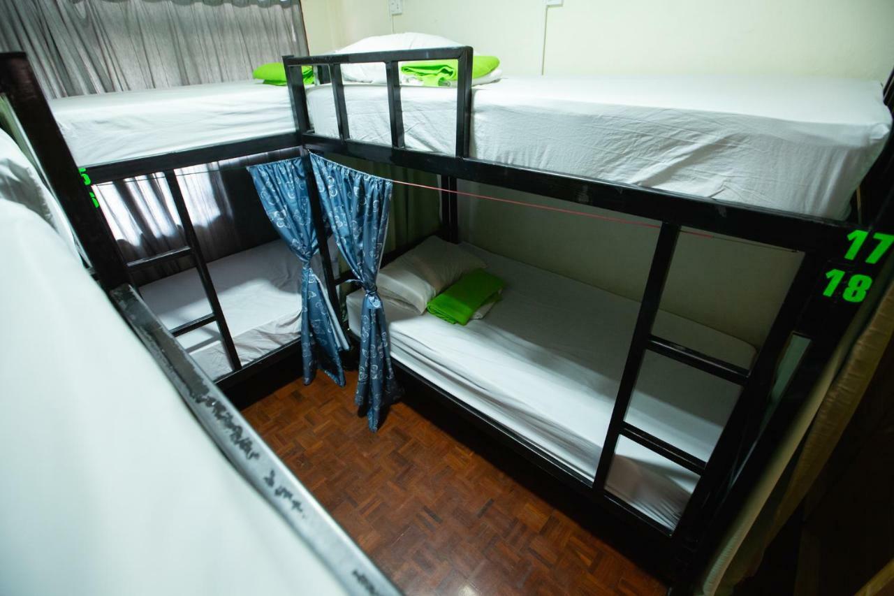 The Bridge Hostel Bangkok Eksteriør billede