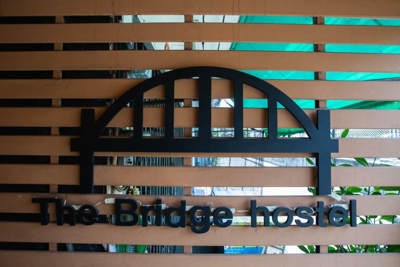 The Bridge Hostel Bangkok Eksteriør billede