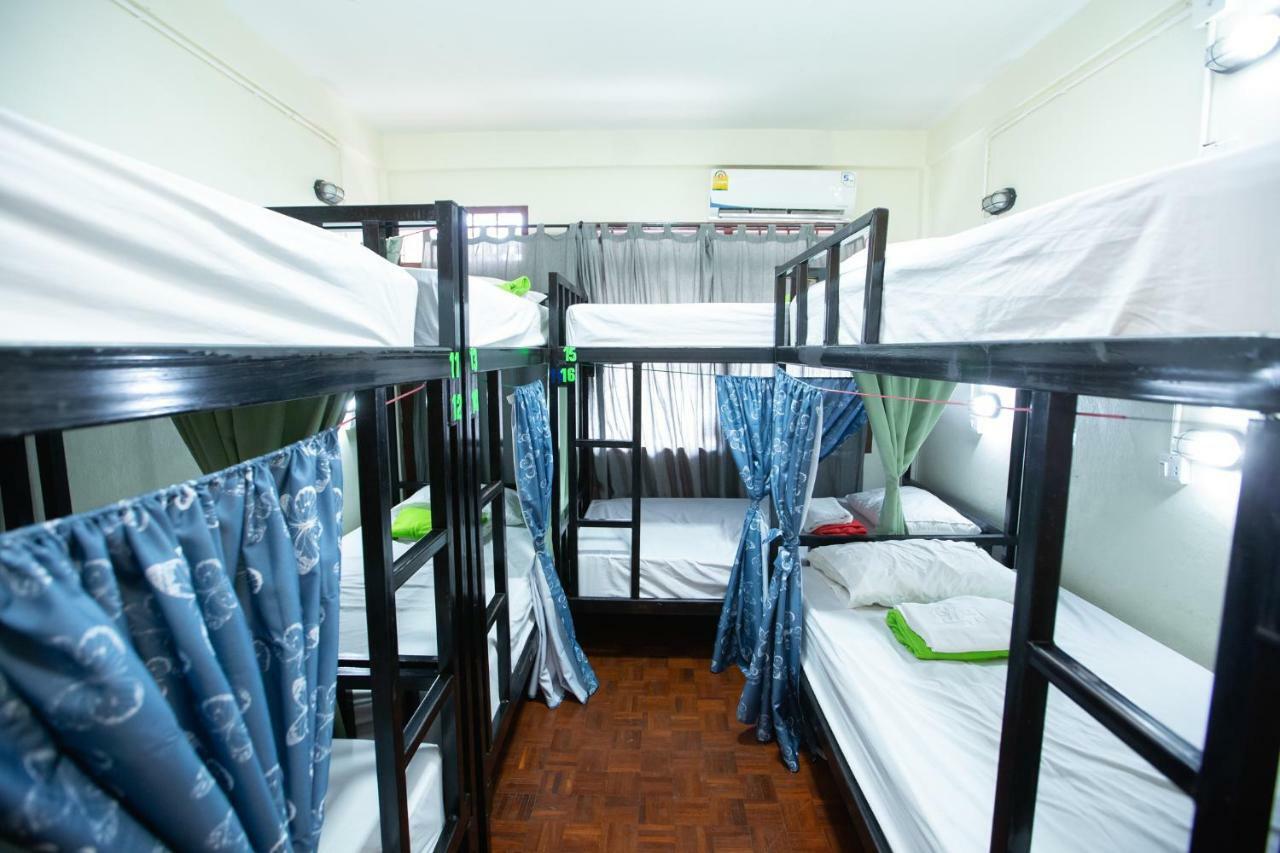 The Bridge Hostel Bangkok Eksteriør billede