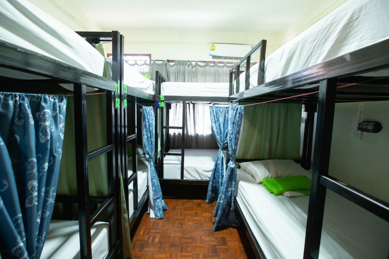The Bridge Hostel Bangkok Eksteriør billede