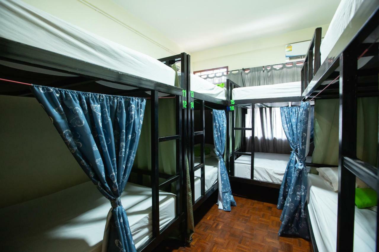 The Bridge Hostel Bangkok Eksteriør billede