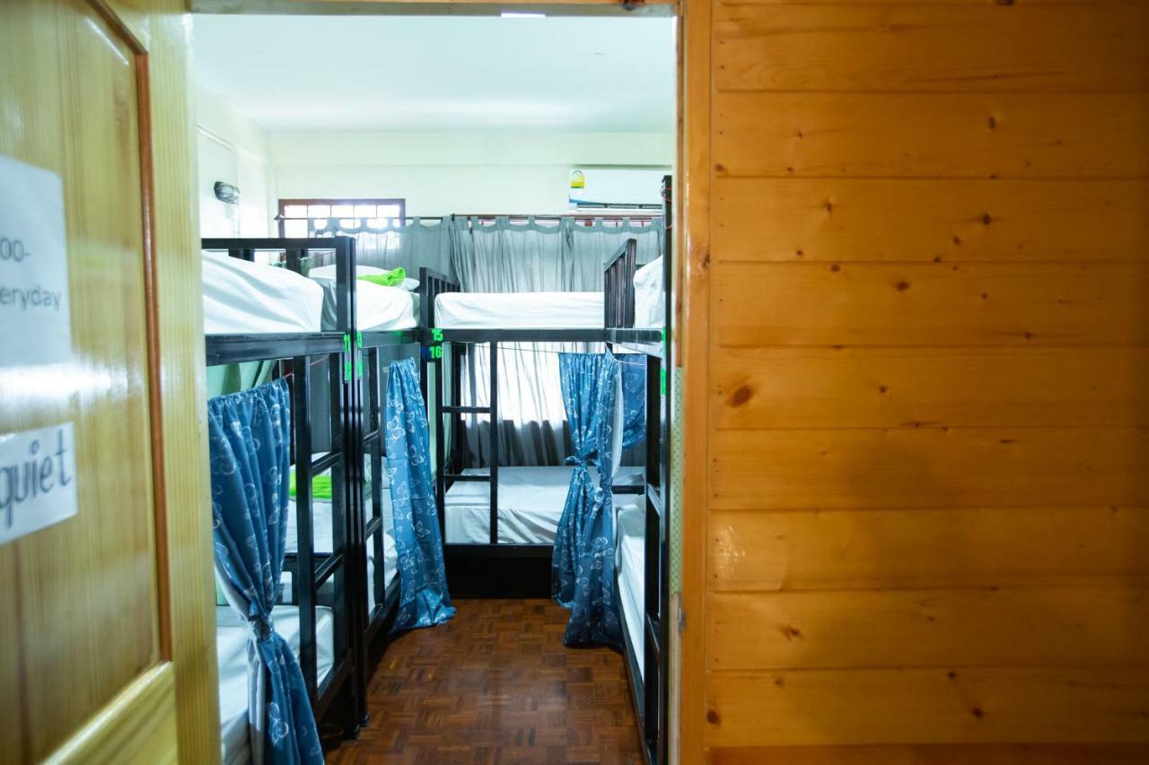 The Bridge Hostel Bangkok Eksteriør billede
